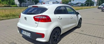 Kia Rio III Hatchback 5d Facelifting 1.1 WGT 75KM 2015 Kia Rio Kia Rio 1.1 CRDI Attract 1.1 Diesel 75KM, zdjęcie 5