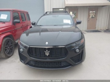 Maserati Levante 2019 Maserati Levante S Gransport, 2019r., 4x4, 3.0L 3.0 Benzyna 424KM, zdjęcie 4