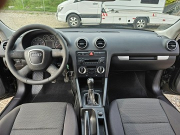 Audi A3 8P Hatchback 3d 1.6 102KM 2005 Audi A3 3-drzwiowe Opłacony Zdrowy Zadbany, zdjęcie 11