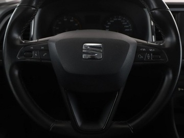 Seat Ateca SUV 1.0 EcoTSI Ecomotive 115KM 2017 Seat Ateca klimatyzacja czujniki parkowania, zdjęcie 20