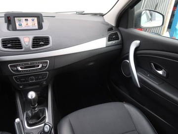 Renault Fluence Sedan 2.0 16V 140KM 2011 Renault Fluence 2.0 16V, Navi, Klima, Klimatronic, zdjęcie 7