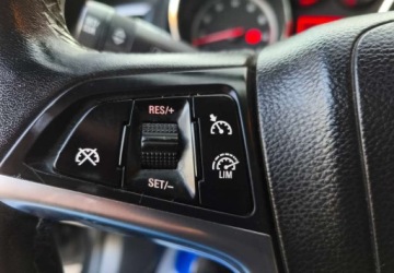 Opel Astra J Sedan 1.4 Twinport ECOTEC 100KM 2014 Opel Astra Opel Astra 1.4 Active 1.4 Benzyna 100KM, zdjęcie 15