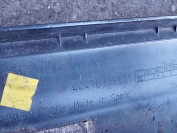 Накладка на порог правая Mercedes V-class AMG W447