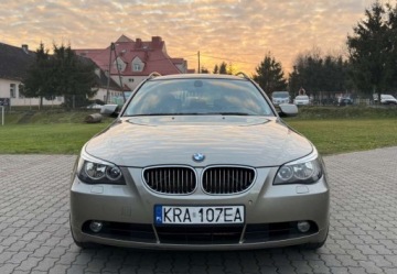 BMW Seria 5 E60 Sedan 2.5 525Xi 218KM 2005 BMW Seria 5 BMW Seria 5 525i 2.5 Benzyna 218KM, zdjęcie 2