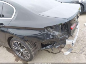 BMW Seria 5 G90-91 2023 BMW Seria 5 2023r., 2.0L 2.0 Hybryda Plug-in 181KM, zdjęcie 2