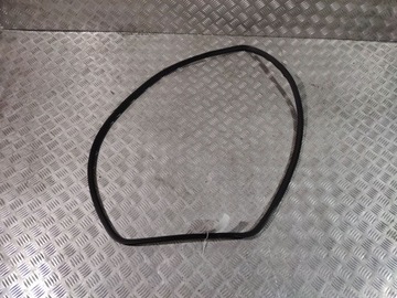 MERCEDES-BENZ V TŘÍDA W447 2019 GUM. TĚSNĚNÍ OKNO DVEŘE ZADNÍCH