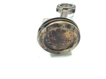 AUDI A3 PÍST MOTORU Z OJNICE 1.6 BENZÍN 2005