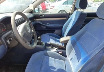 Audi A4 B5 Sedan 1.9 TDI 110KM 1997 Audi A4 Limousine Audi A4 Limousine 1.9 TDI 1.9 Diesel 110KM, zdjęcie 7