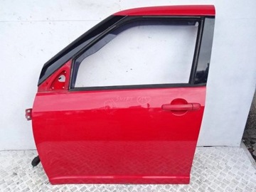 DVEŘE LEVÝ PŘEDNÍ SUZUKI SWIFT MK6 ZCF