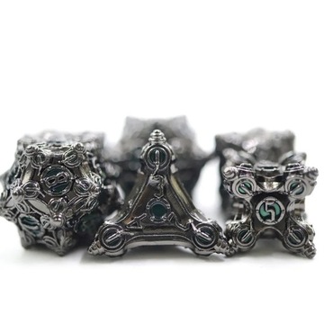 ZIMOWA TWIERDZA ZESTAW 7 METALOWYCH KOŚCI RPG