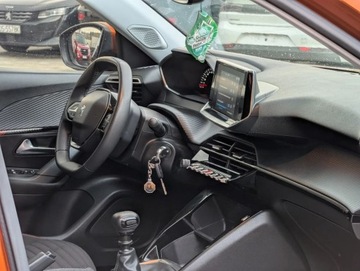 Peugeot 2008 II SUV 1.2 PureTech 100KM 2021 Peugeot 2008 Navi Tempomat Alu Serwis Gwarancja 1.2 Benzyna 101KM, zdjęcie 24