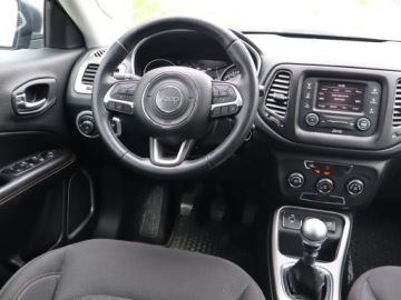 Jeep Compass II SUV 1.4 MultiAir 140KM 2017 Jeep Compass 1.4 MultiAir, Salon Polska, zdjęcie 6