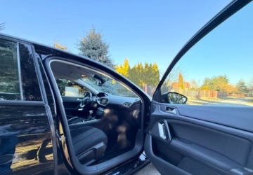 Peugeot 2019 Peugeot 308 Peugeot 308 BlueHDi FAP 130 Stop amp Start Style 1.5 Diesel, zdjęcie 22