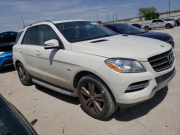 Mercedes Klasa M W166 2012 Mercedes-Benz ML 2012 MERCEDES-BENZ ML 350 4MA..., zdjęcie 4