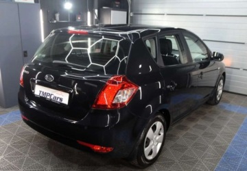 Kia Ceed I Hatchback 5d Facelifting 1.6 DOHC CVVT 126KM 2012 Kia Ceed Polski salon _ 1.6 benzyna 125 KM _ Klimatyzacja _ opony wielosez, zdjęcie 24