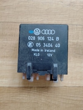 AUDI 80 B4 1.9 TDI VOLKSWAGEN PRZEKAŹNIK ŚWIEC ŻAROWYCH 028906124B