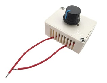 REGULATOR NAPIĘCIA 230V W OBUDOWIE 500W