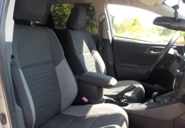 Toyota Auris II 2016 Toyota Auris Okazja 1.8 Hybryda 100KM, zdjęcie 15