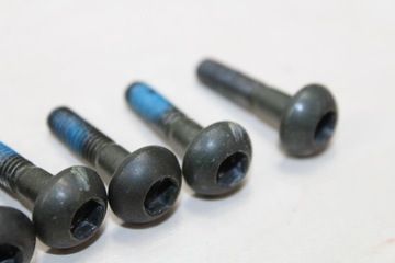 KYMCO 125 QUANNON БОЛТ ПЕРЕДНЕГО ТОРМОЗНОГО ДИСКА