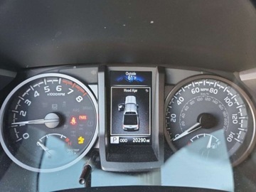 Toyota Tacoma II 2023 Toyota Tacoma Toyota Tacoma 4WD SR Double Cab 5 Bed V6 AT 3.5 Benzyna, zdjęcie 9