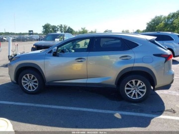 Lexus NX II 2021 Lexus NX 300 2021 2.0l 2.0 Benzyna 235KM, zdjęcie 2