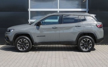 Jeep Compass II SUV Plug-In Facelifting 1.3 GSE T4 240KM 2023 Jeep Compass Salon Polska 4X4 Raty 50-50 0 Leasing 2 Gwarancja od RiA, zdjęcie 2