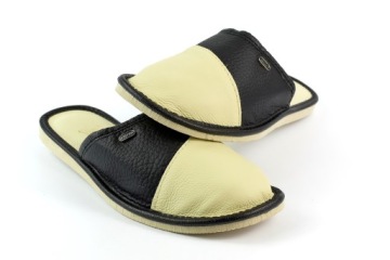 ТАПОЧКИ ТАПОЧКИ ДОМАШНИЕ ТАПОЧКИ ЖЕНСКИЕ размер 39 - 24,5 см