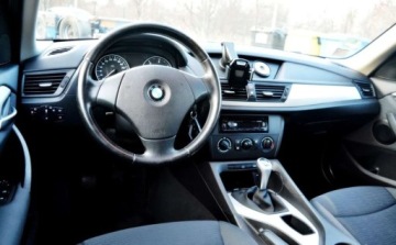 BMW X1 E84 Crossover sDrive18d 143KM 2011 BMW X1 Zadbana 2.0 Diesel 143KM, zdjęcie 4