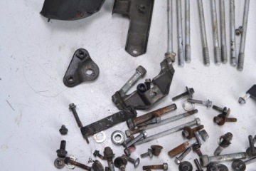 Болты крепления рамы KAWASAKI Z1000 03-06