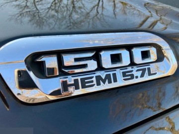 Dodge Ram V 2019 Dodge RAM 5.7 Benzyna 390KM 4x4 2019r Homologacja ciężarowa, zdjęcie 32