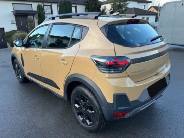 Dacia Sandero III Stepway 1.0 TCe 110KM 2025 Od ręki - Stepway Extreme 1.0 TCe 110KM / Pakiet Zimowy, Easy, zdjęcie 2