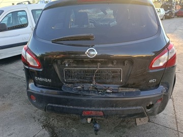 NISSAN QASHQAI МИГАЕТ ПОВОРОТНИК В КРЫЛЕ