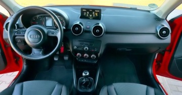 Audi A1 I Hatchback 3d 1.6 TDI 90KM 2013 Audi A1 Sportback 1,6 TDI 90KM Klima Serwis 1.6 Diesel 90KM, zdjęcie 20