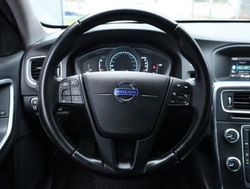 Volvo V60 I Kombi Facelifting 2.0 D4 DRIVE-E 181KM 2014 Volvo V60 D4 2.0, Salon Polska, Serwis ASO, zdjęcie 19