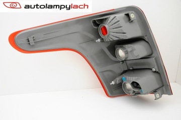MITSUBISHI L200 FULLBACK 15-LAMPA ZADNÍ PRAVÁ NOW^