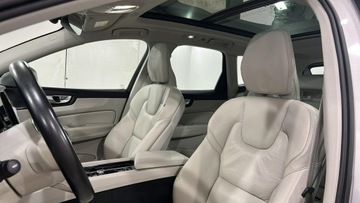 Volvo XC60 II 2022 Volvo XC 60 B5 D AWD Plus Bright hak, zdjęcie 15