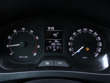 Skoda Rapid II Spaceback 1.2 MPI 75KM 2014 Skoda Rapid Spaceback 1.2 MPI, Salon Polska, GAZ, zdjęcie 10