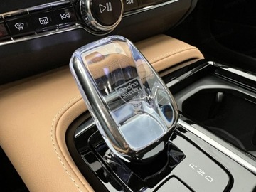 Volvo V90 II 2025 VOLVO V90 T6 AWD Plug-In Hybrid Plus Dark Combi 2.0 (398KM) 2025, zdjęcie 11