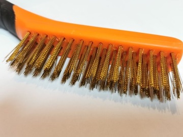 ЩЕТКА ОТ Ржавчины ЛАТУННАЯ ПРОВОЛОКА 4 РЯДА C4357