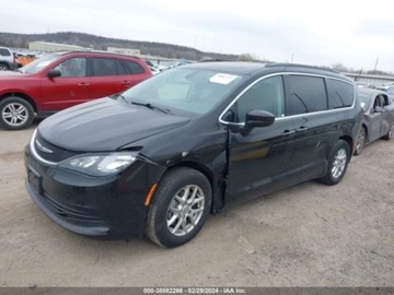 Chrysler Voyager V 2020 Chrysler Voyager 2020 Chrysler Voyager LXI FWD 3.6 Benzyna 287KM, zdjęcie 2