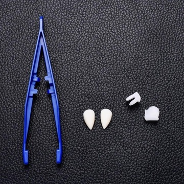 Клыки зомби вампира