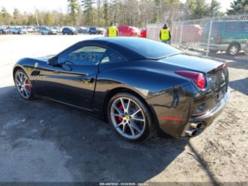 Ferrari California 2011 Ferrari California 2011. 4.3 Benzyna 453KM, zdjęcie 2