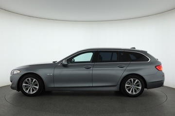 BMW Seria 5 F10-F11 Touring 520d 184KM 2012 BMW 5 520d, 181 KM, Automat, Skóra, Navi, Xenon, zdjęcie 2