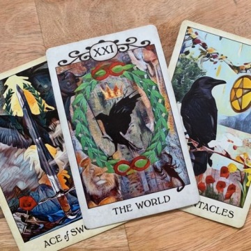 ИГРОВЫЕ КАРТЫ ТАРО НАБОР КАРТ ДЛЯ ГАДАНИЯ И МЕДИТАЦИИ КОРОНА ТАРО 78 ШТ.