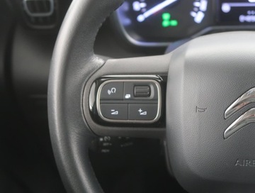 Citroen C3 Aircross  I Crossover Facelifting 1.2 PureTech 130KM 2022 Citroen C3 Aircross 1.2 PureTech, Salon Polska, zdjęcie 14