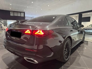 Mercedes Klasa E W214 Sedan 2.0 220d 197KM 2024 E Klasa 220 d 4-Matic AMG 2.0 (197KM) 2024, zdjęcie 3