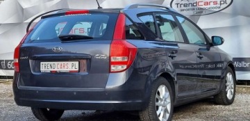 Kia Ceed I SW Facelifting 1.6 DOHC CVVT 126KM 2010 Kia Ceed 1.6 125 KM bezwypadkowa klimatronic szyberdach 1.6 Benzyna 125KM, zdjęcie 27