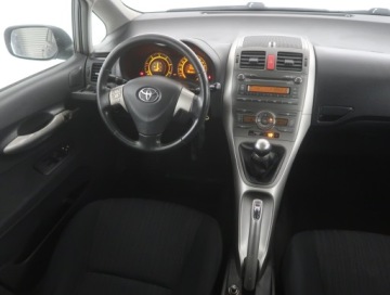 Toyota Auris I Hatchback 1.4 D-4D 90KM 2008 Toyota Auris 1.4 D-4D, Klima, Klimatronic,ALU, zdjęcie 6