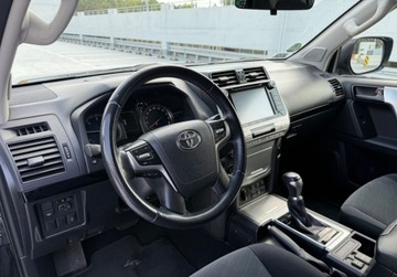Toyota Land Cruiser VII Terenowy 3d 2.8 D-4D 177KM 2019 Toyota Land Cruiser salon PL FV VAT 23 rok gwarancji Prado 2.8, zdjęcie 13
