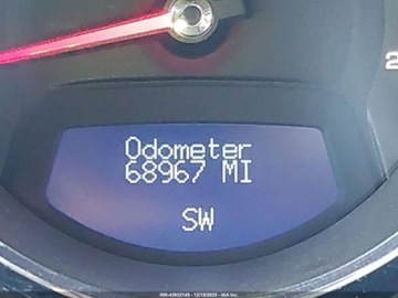 Cadillac CTS II 2012 Cadillac CTS V 2012 6.2 Benzyna 556KM, zdjęcie 11